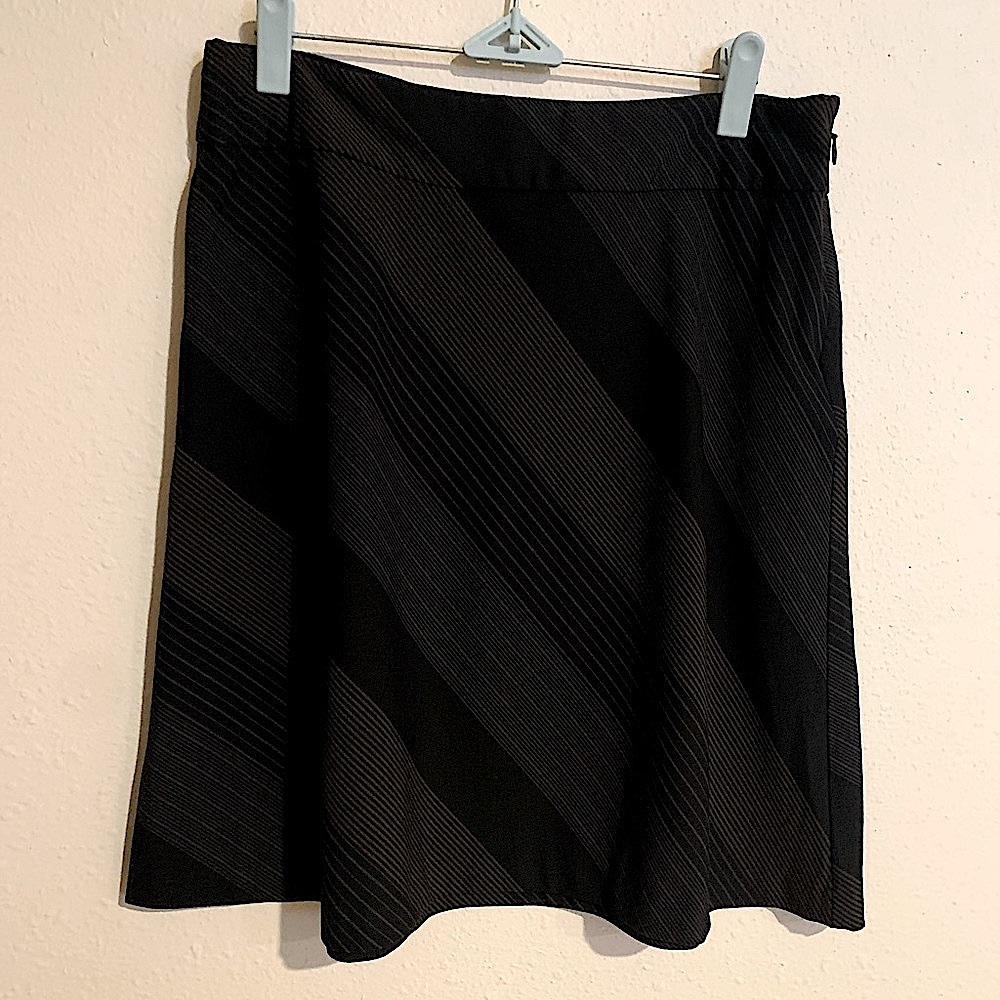 Old Navy Pin Striped A-line Skirt